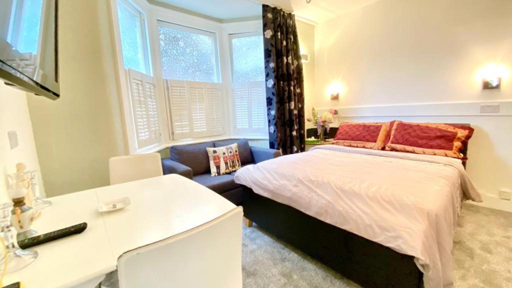 Modern And Cosy Studio Flat 伦敦 外观 照片